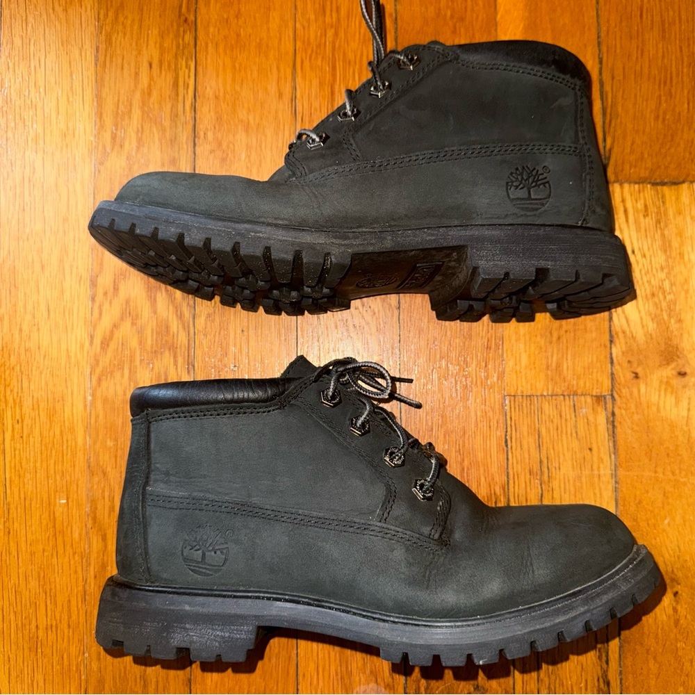 Timberland Women's Nellie Waterproof Chukka Boots